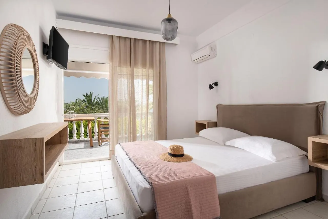 Olga Beachfront Apartments Toroni