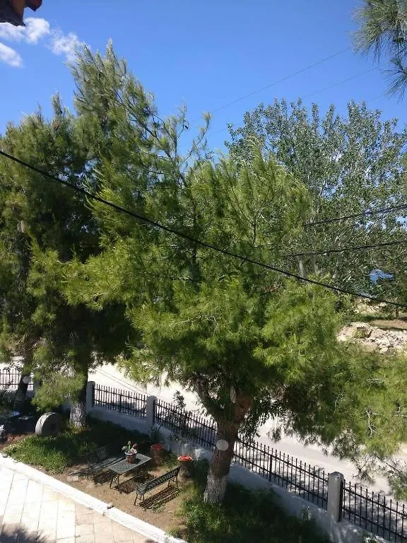 Olga Beachfront Apartments Toroni