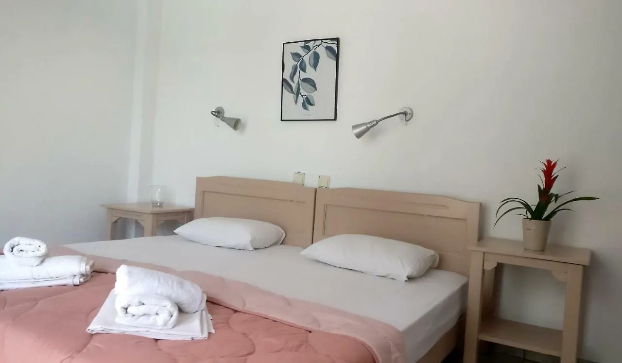 Olga Beachfront Apartments Toroni Greece